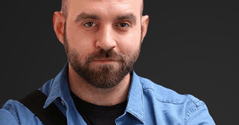 Pavlo Kazarin